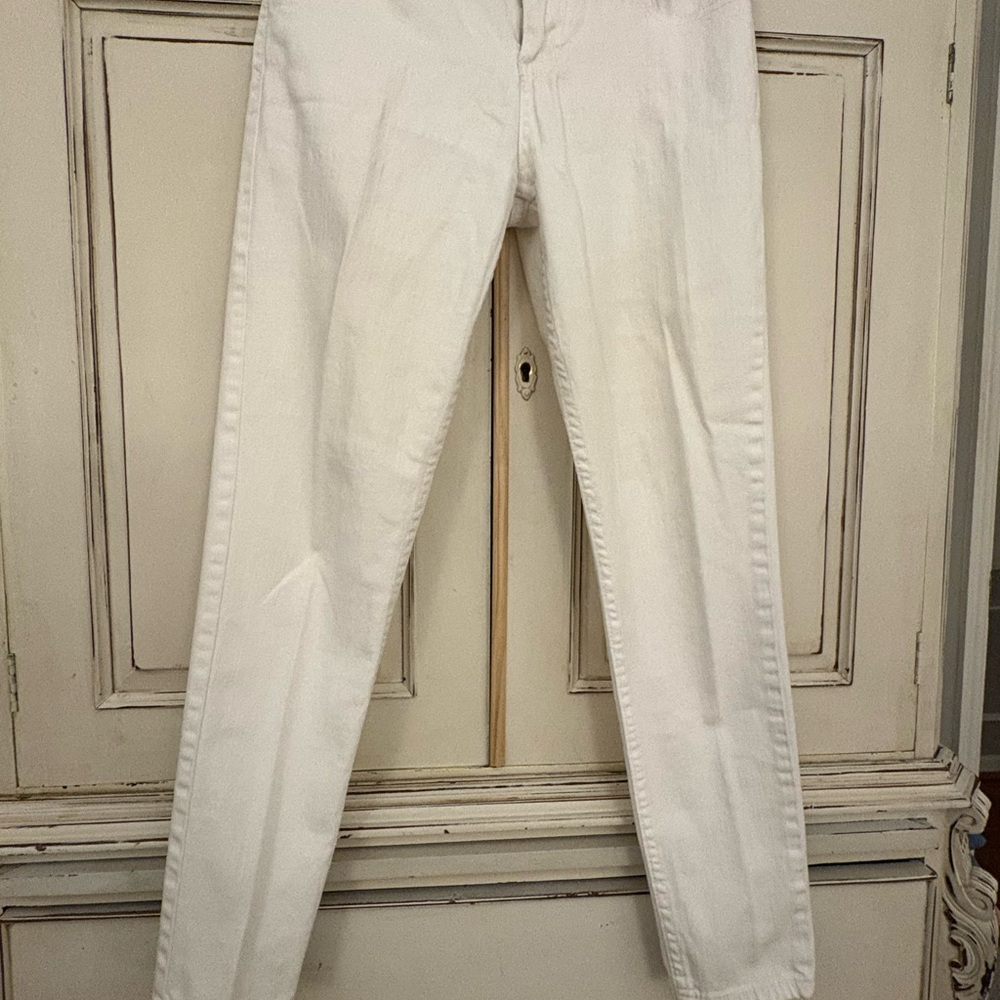 White Straight Leg Jeans for Effortless Style